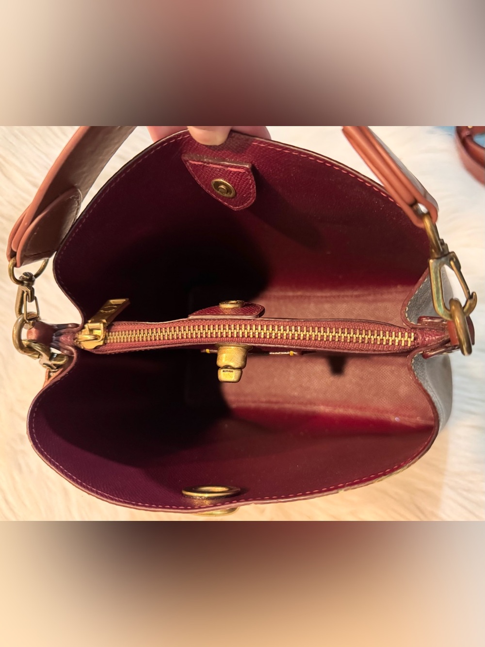 Coach Willow Bucket Signature Canvas Two Way Shoulder Bag Tan Rust Brown EUC - Picture 14 of 16